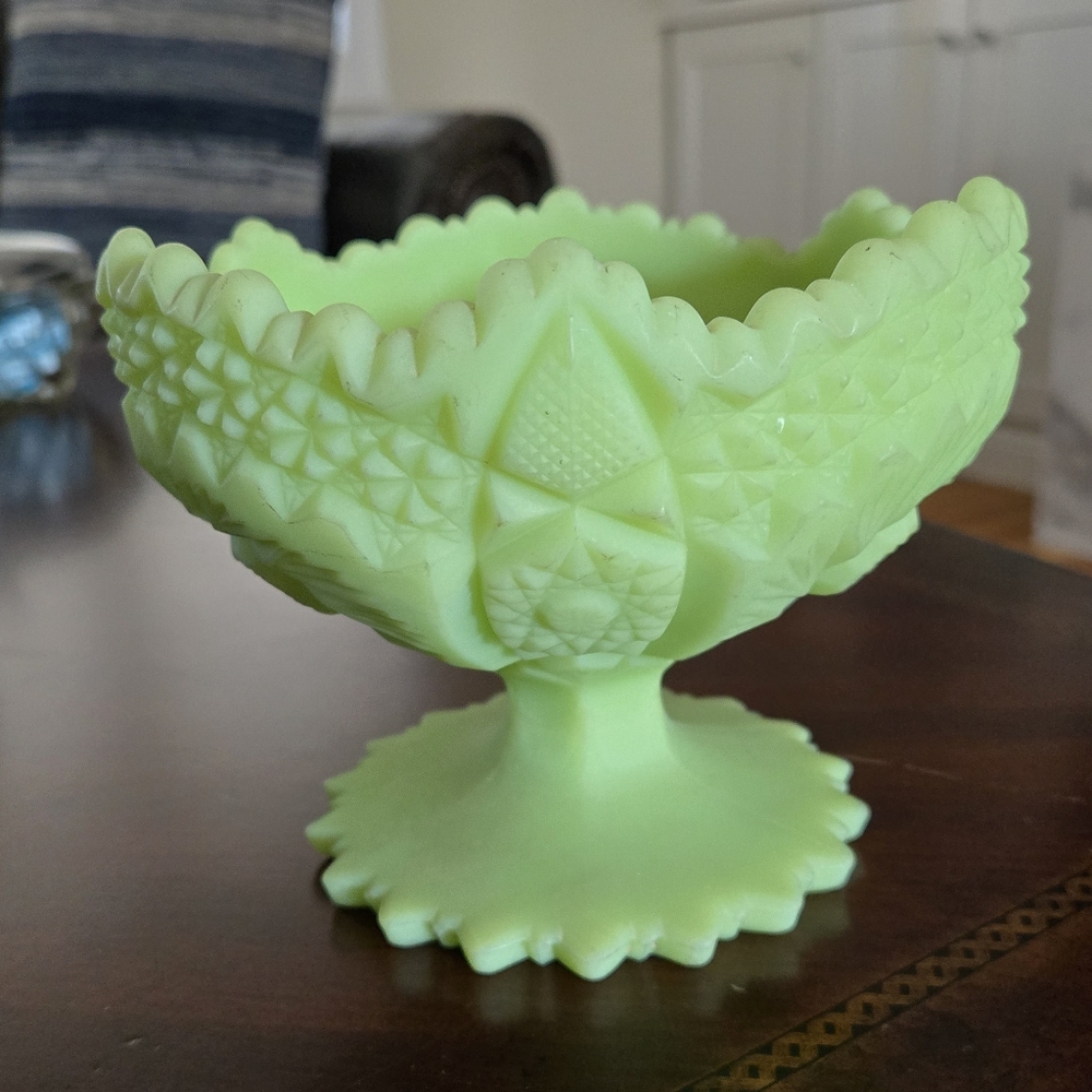 Vintage Fenton Green Glass Pedestal Bowl